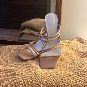 Great Strappy Summer heel!
